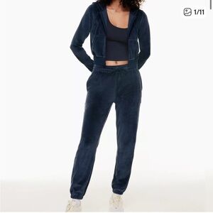 Aritzia TNA Midnight Velour Montcalm jogger sweatshirt Set